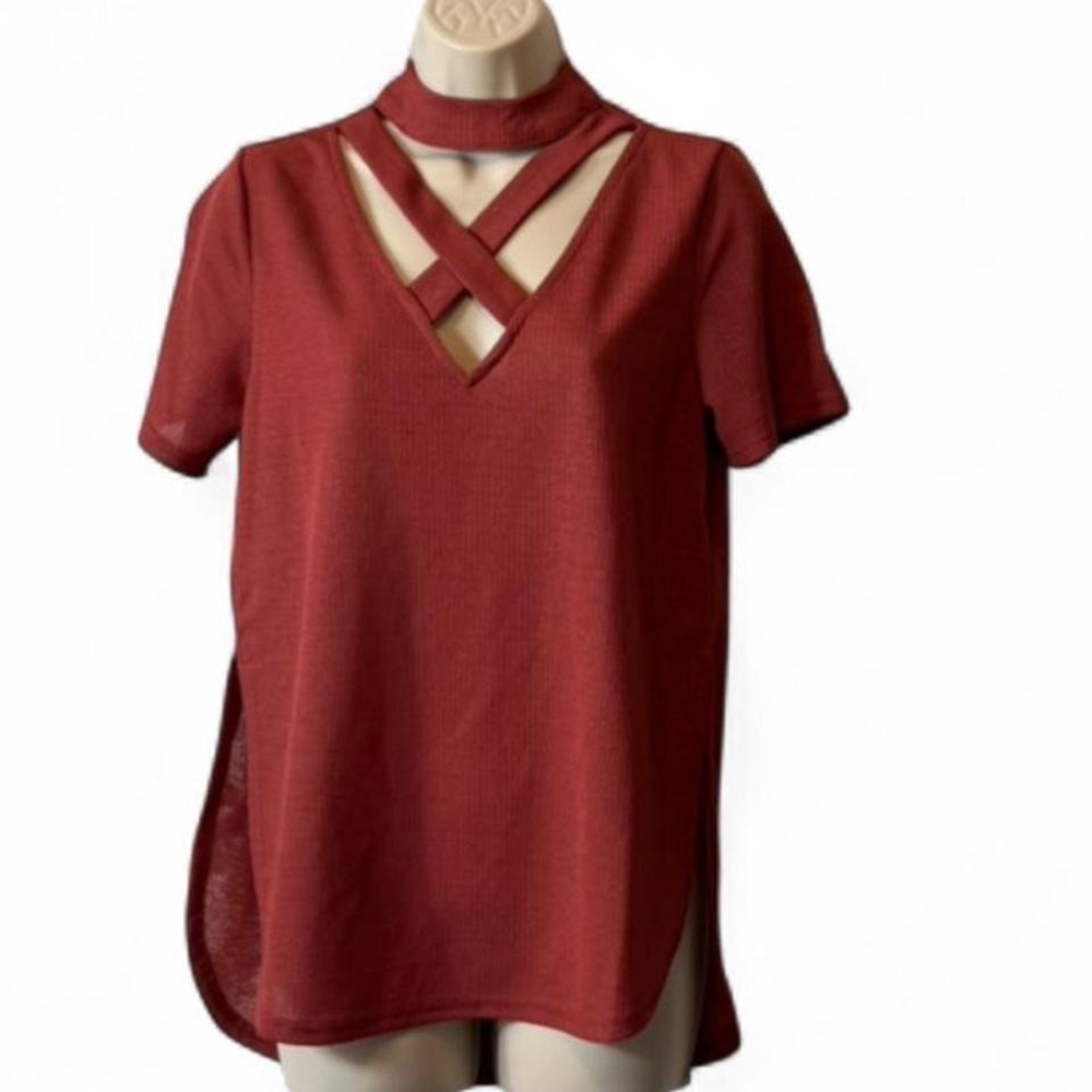 Red Lattice Yoke‎ Top